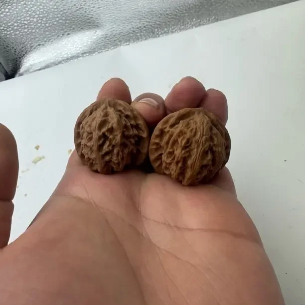 精品文玩核桃小尺寸官帽手把件盘玩佳品