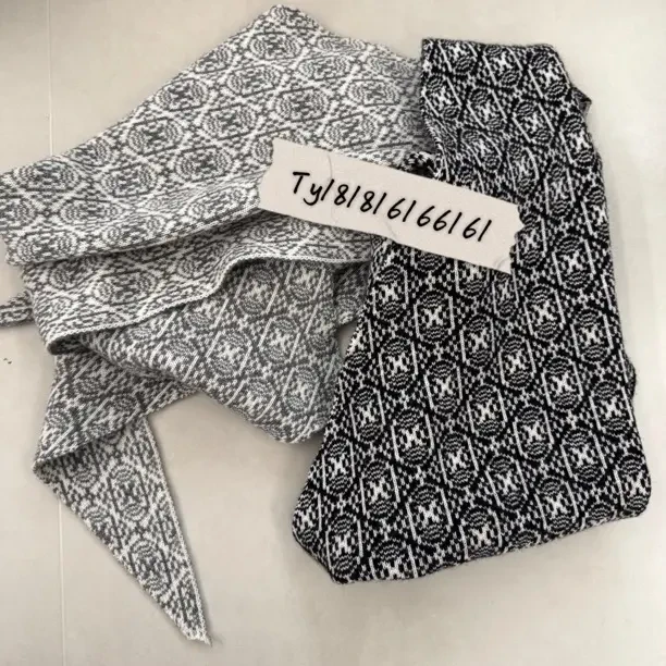 山羊绒氛围感复古腰果花时髦百搭披肩