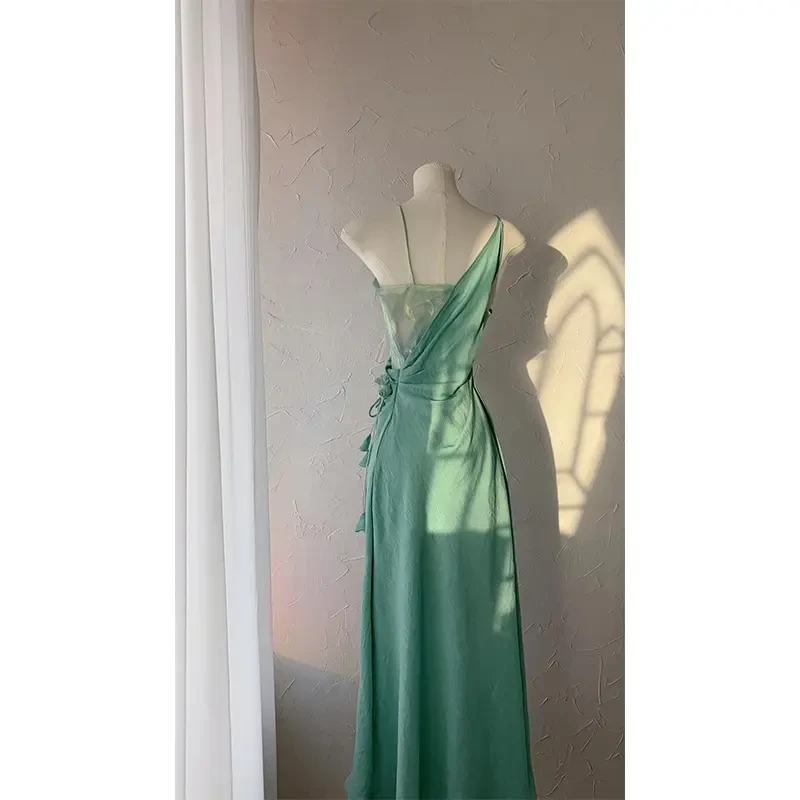 夏季新款时尚法式连衣裙财阀千金收腰显瘦洋气冷淡系独特别致裙子