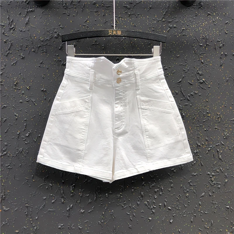 2025夏季新款港味小V腰A字白色牛仔短裤女高腰宽松显瘦阔腿裤热裤