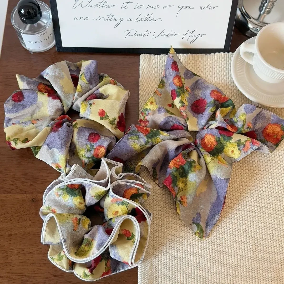 夏日油画风玫瑰花朵方巾大肠发圈女高级感方形头绳扎头发新款发饰