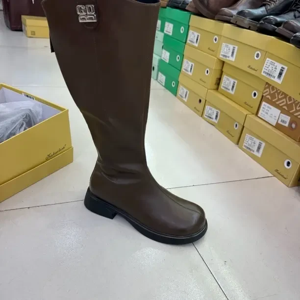 亮点女人显瘦冬季百搭不过膝长筒时装靴女靴81-511