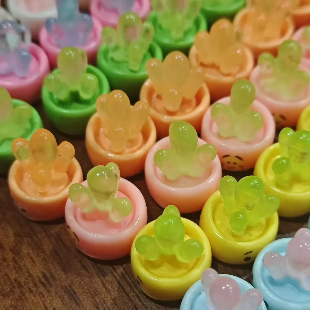 夜光小多肉装饰仙人掌玩具可爱小摆件夜光小玩具萌粒diy迷你