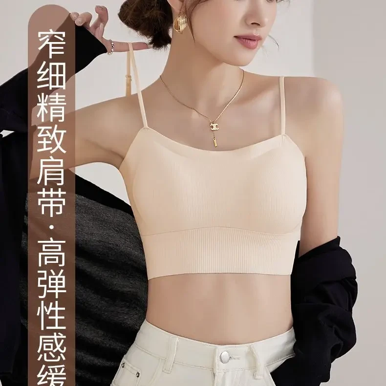 美背内衣无痕薄款裹胸防走光聚拢内搭秋冬秋冬女士无痕薄款吊带