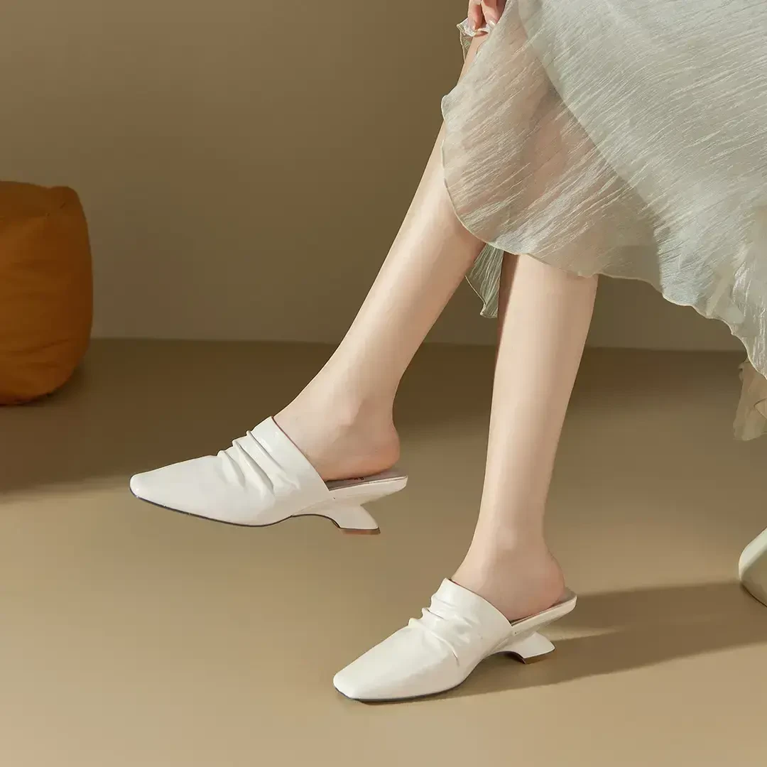 包头坡跟半托凉拖2025轻奢高跟女鞋百搭上班软皮时尚一脚蹬5C079