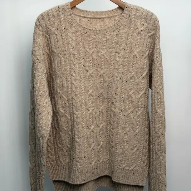 新款圆领绞花羊毛针织衫毛衣打底衫秋冬加厚保暖舒适简约套头上衣