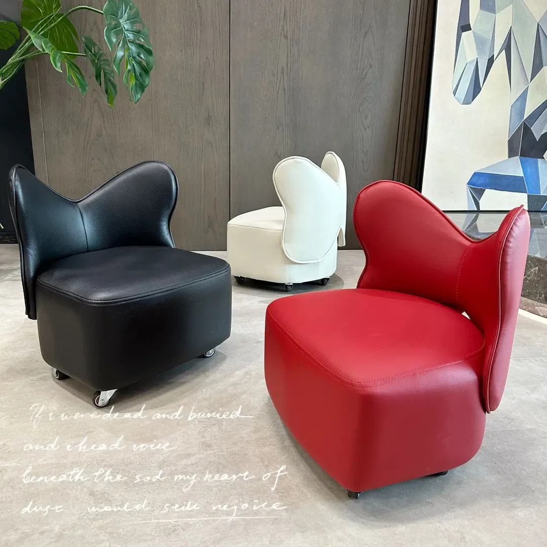 万向轮小凳子带滑轮矮凳小板凳家用美甲凳换鞋凳儿童学步靠背椅子