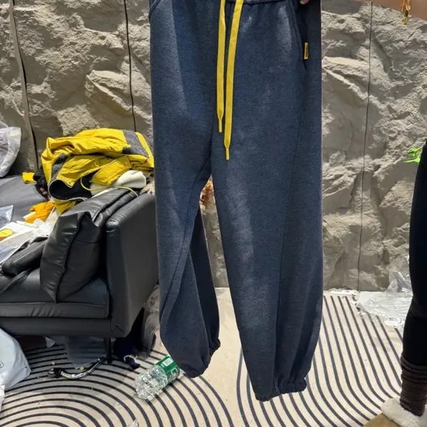 加绒加厚显瘦个性小马卫裤秋冬必备时尚单品