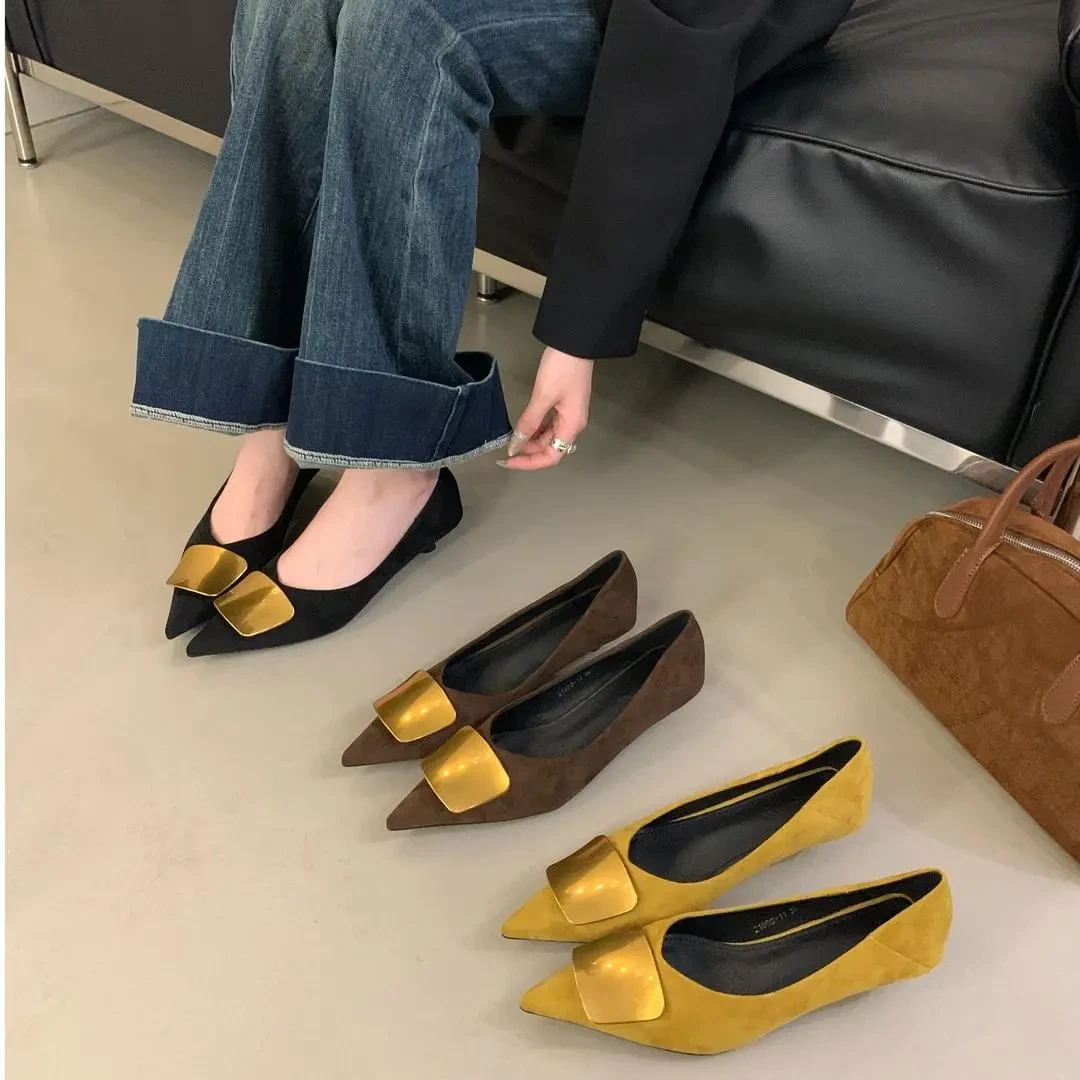 2025春季新款绒面尖头金属扣饰高跟鞋时尚百搭网红小众细跟单鞋女