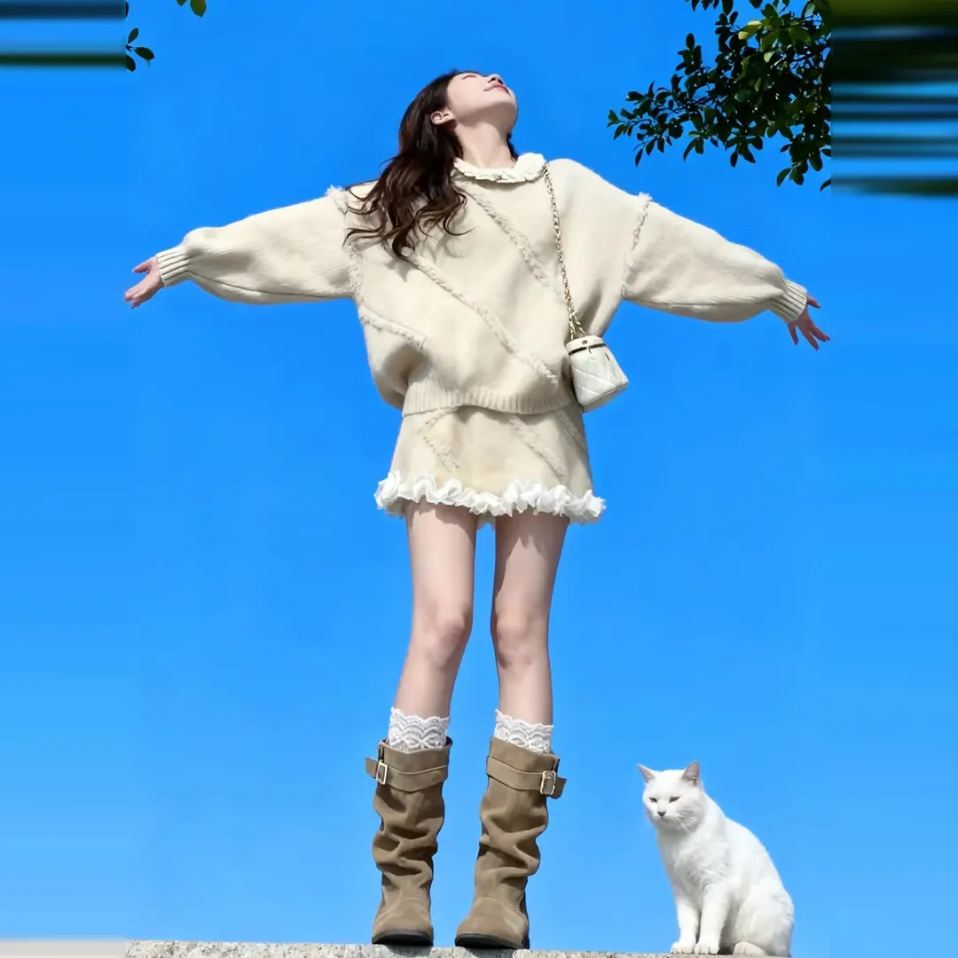 富家千金韩系穿搭杏色针织毛衣连衣裙子2025新款秋冬季短裙套装女