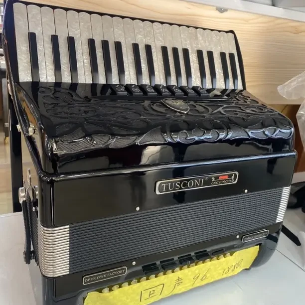 96贝斯三排簧手风琴原装音簧专业演奏键盘手风琴初学考级乐器