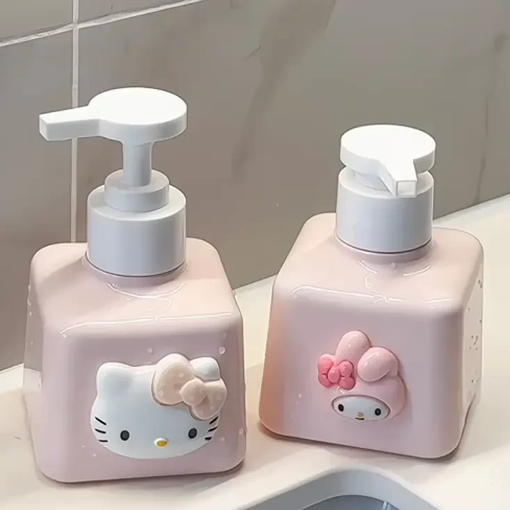 可爱hellokitty沐浴露分装瓶洗手液洗衣液瓶子按压式高颜值家用TJ