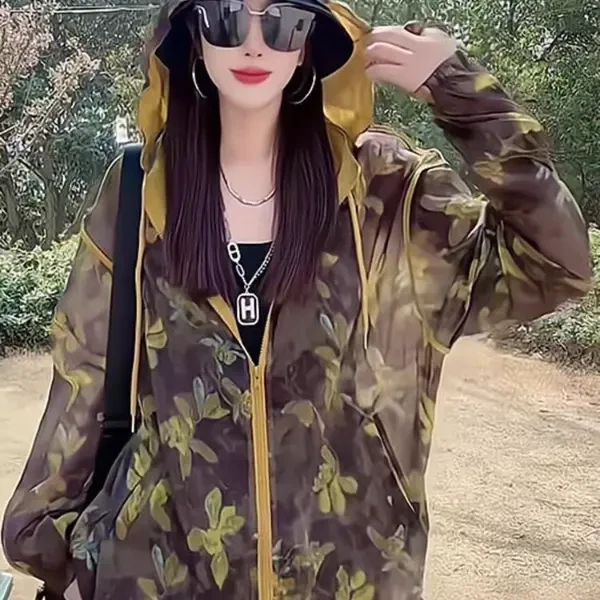 大码减龄显瘦防晒冲锋衣外套女夏季薄款设计高级感时尚洋气防晒服