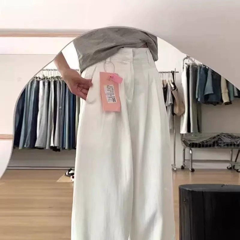 雪千羽时尚白色阔腿牛仔裤女2025年春季高腰褶皱设计感直筒拖地裤