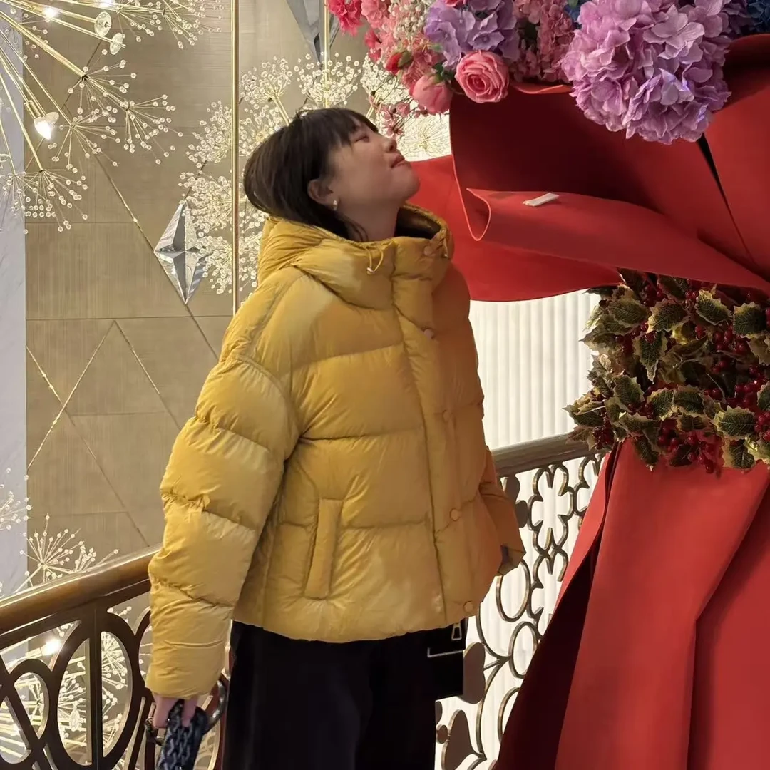 42连帽短款女鹅绒羽绒服冬季加厚保暖时尚百搭