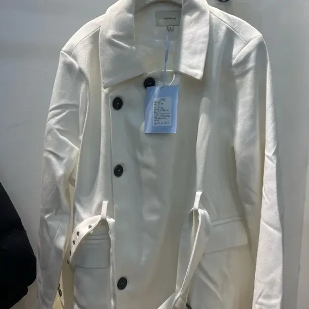 秋季新款不对称设计收腰绑带短款气质外套