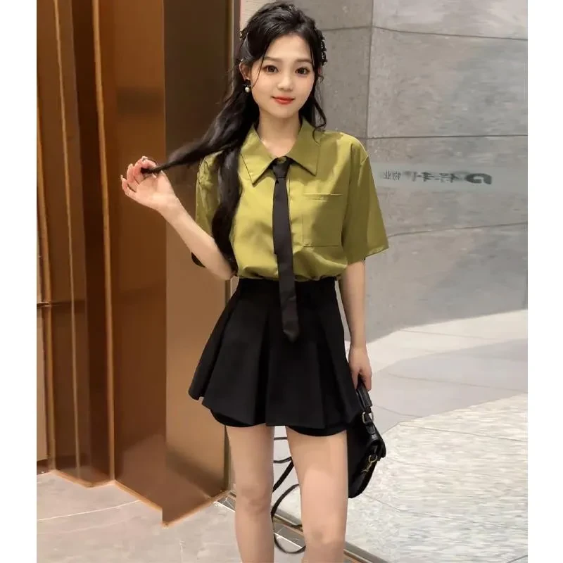 2025超火夏装一整套小个子巨好看学院风衬衣+高腰半身短裙两件套