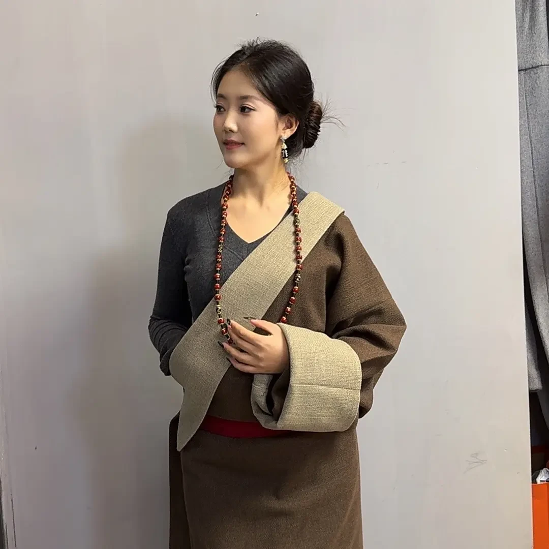 秋冬新款加厚毛呢藏袍康巴风格保暖修身民族风女士服饰