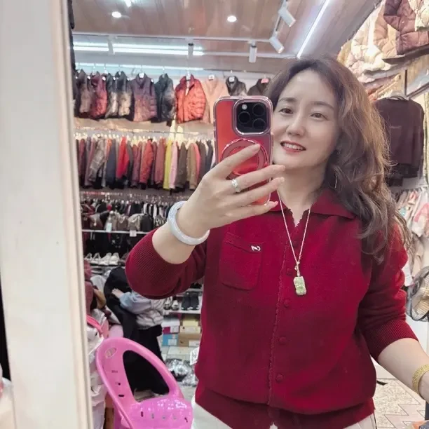 女士翻领短款羊毛开衫春秋新款百搭针织外搭