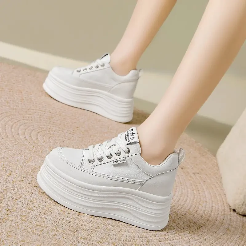内增高10cm小白鞋女款2025春季新款厚底休闲运动板鞋韩版松糕女鞋