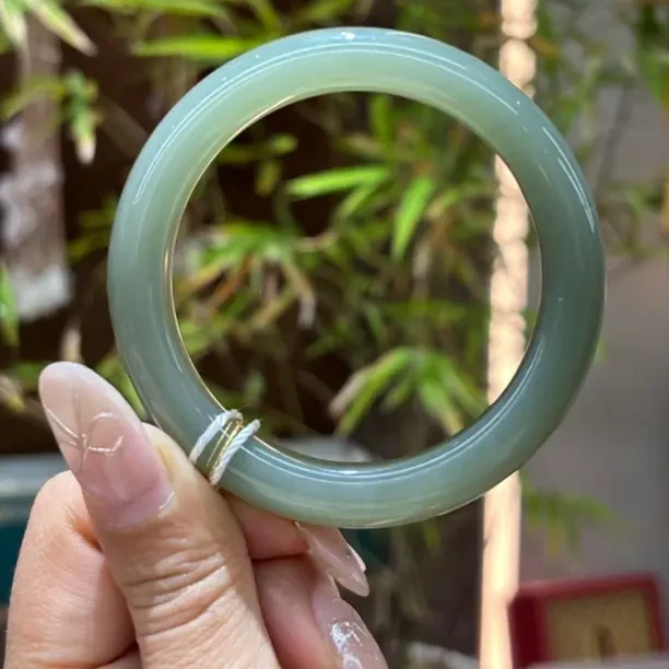 112764WT 和田玉青海料湖水绿手镯54圈口49.18g