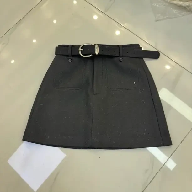 秋季新款澳毛A字高腰显瘦遮胯半身短裙