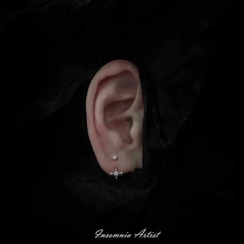 合金耳饰 失眠艺术家《白夜》后挂锆石十字星耳钉小众复古气质耳饰