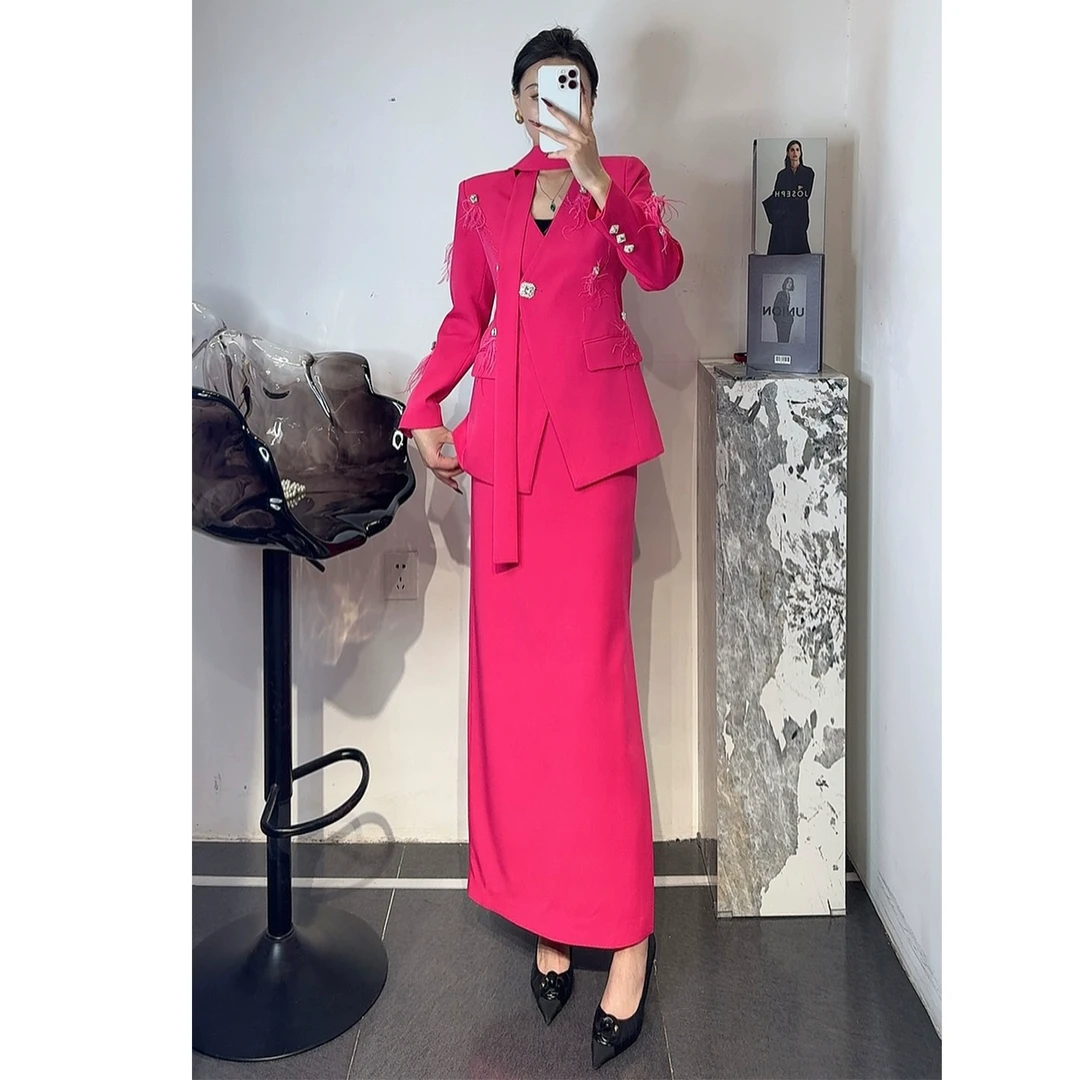 玫红色西服裙子套装女2025早春新款高级感休闲西装外套半裙两件套