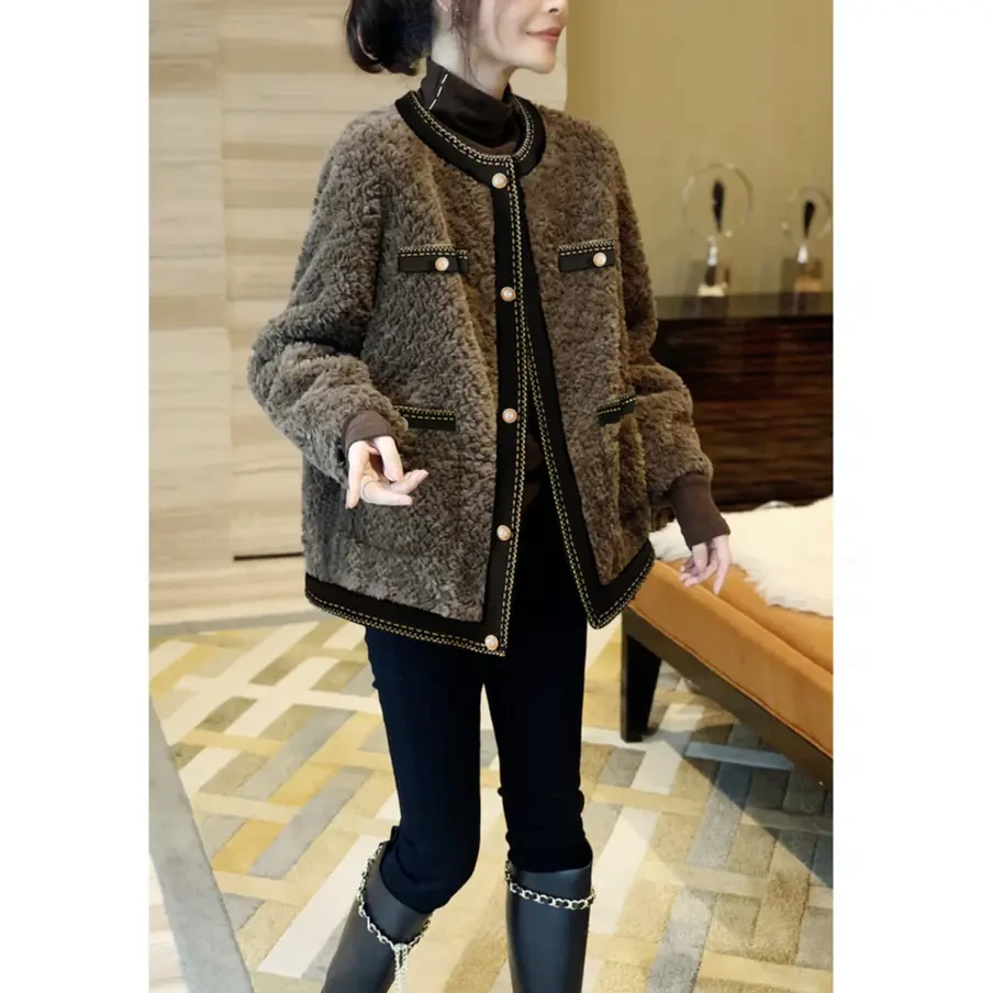 A101棕色毛绒短外套女时尚小香风减龄洋气质上衣秋冬2025年新款欧