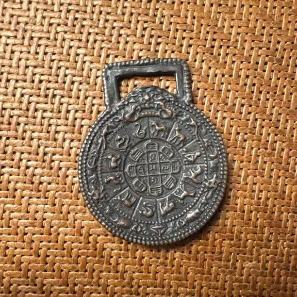 合金吊坠 合金吊坠 藏式天铁莲师白铜本命年项链挂饰