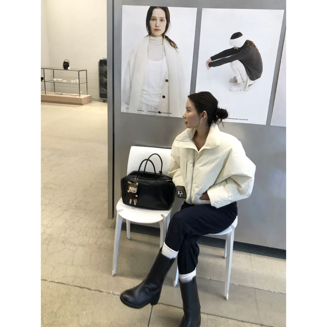 WXLSTUDIO   告别寒冷「禁锢」 茧状宽松短款面包羽绒服