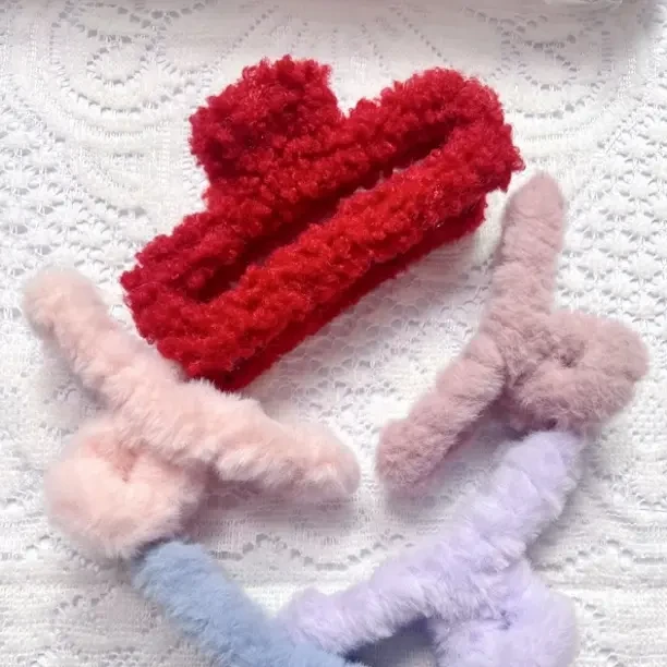 6个毛绒发夹秋冬ins网红后脑勺鲨鱼夹可爱毛茸茸气质抓夹发饰头饰