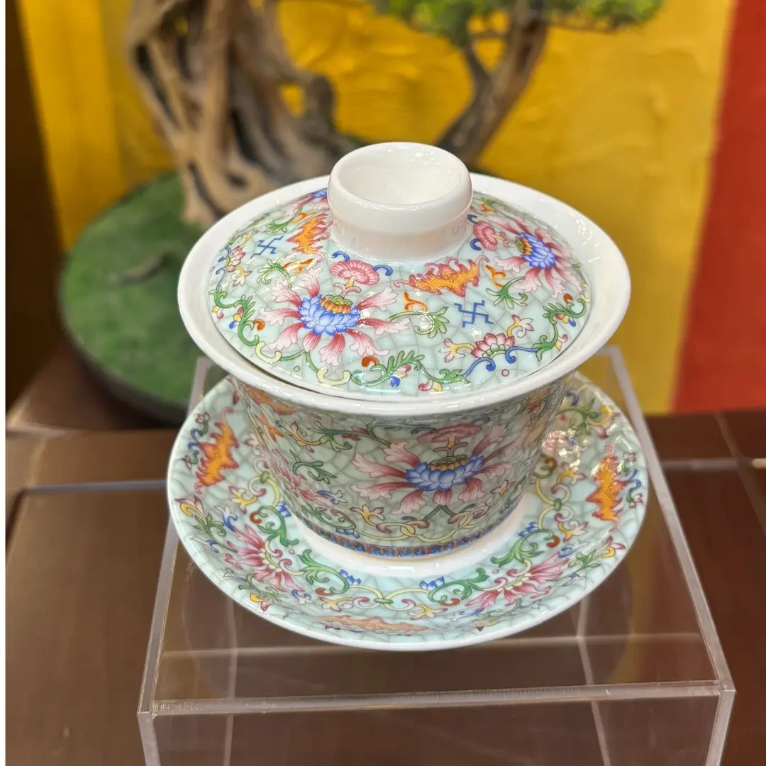 珐琅彩万花悬停三才盖碗E19