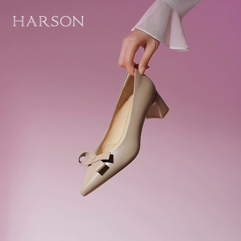 哈森尖头羊皮不累脚高跟鞋女秋季新款软皮粗跟单鞋HL249407