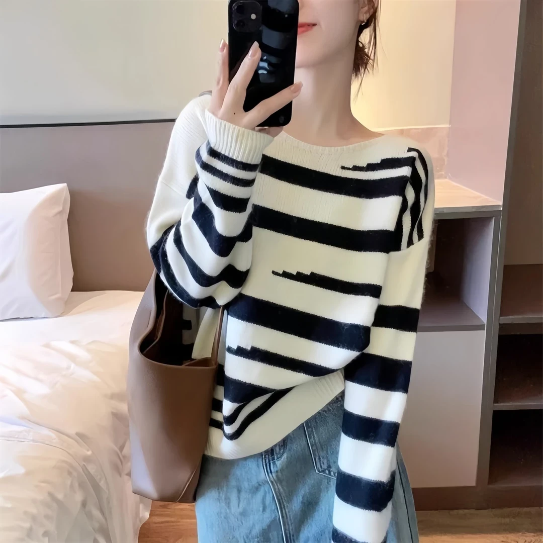 2025新款春秋季时尚高级感女装法式设计黑白条纹宽松羊毛针织毛衣