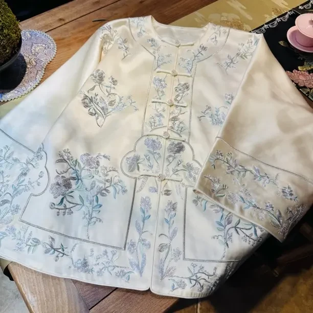 『问梅』早春原创设计新中式醋酸重工刺绣如意头外套