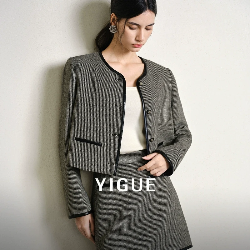 【新东方】亦谷小香风短款外套女装秋冬高级感爆款上衣G5CAF490