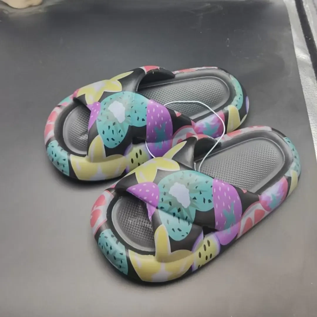 凉鞋女款2025新款爆款时尚女士拖鞋踩屎感 软底厚底时尚百搭拖鞋