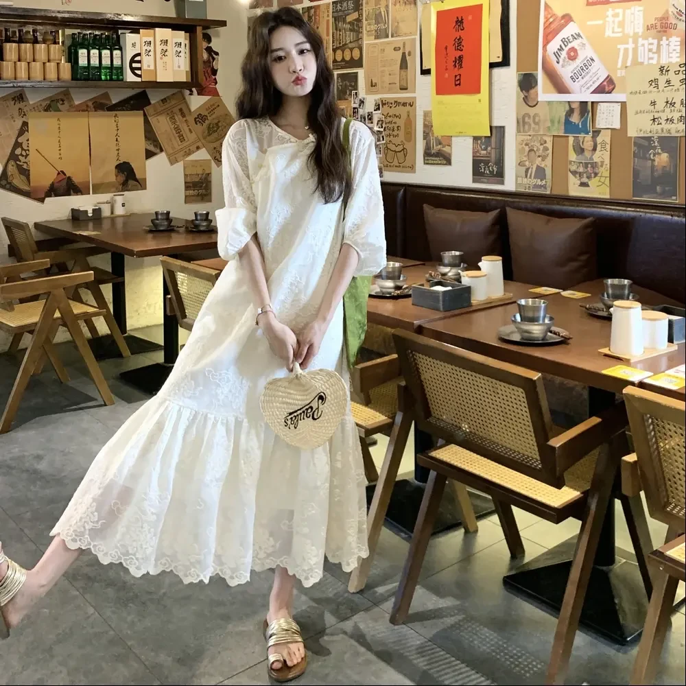 重工设计感法式蕾丝连衣裙女2025夏季新款温柔风遮肉显瘦气质长裙