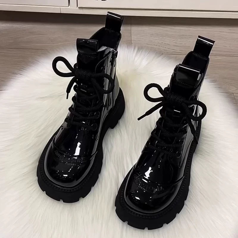 香港真皮马丁靴女2024秋冬新款加绒厚底增高短靴子漆皮英伦风棉鞋