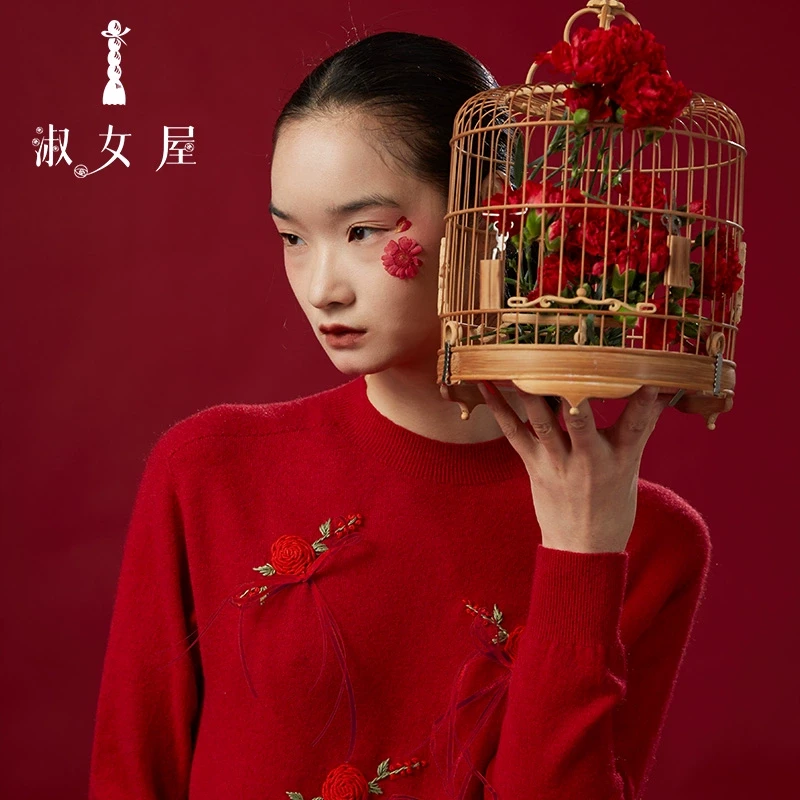 淑女屋官方旗舰店毕加索玫瑰花毛衣①