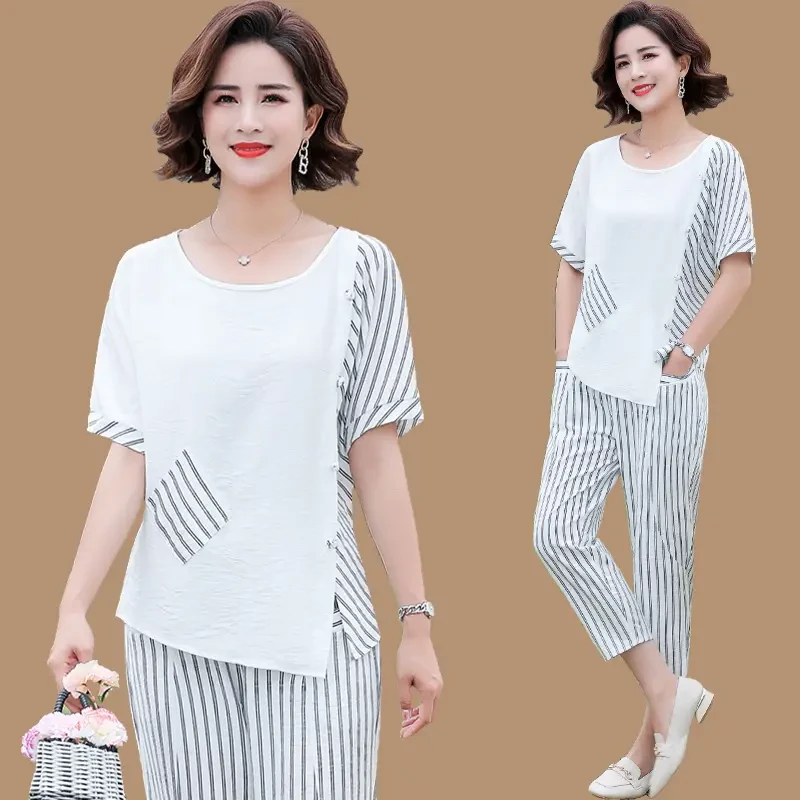 妈妈夏装圆领棉短袖上衣女套装2023新款中老年人条纹小衫两件套