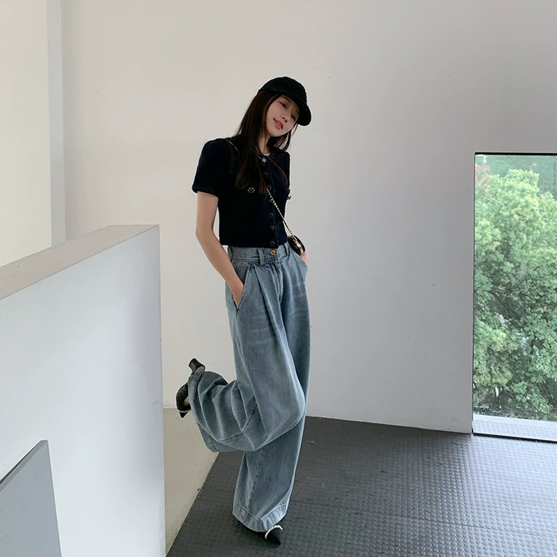 【直角肩稥风系列】2023年新款女士短上衣QH231047