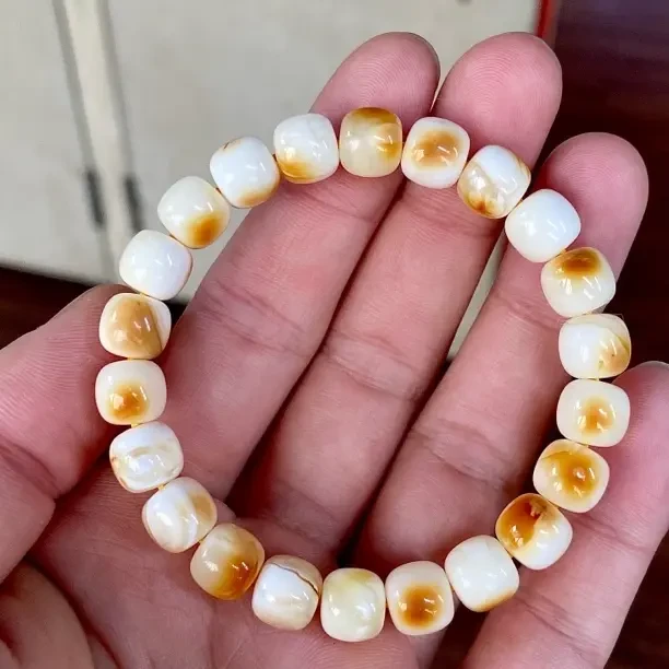 9mm尺寸同料沁色手串天然蜜蜡蜡质浓郁收藏级