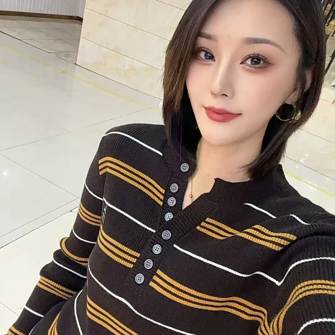 开衫V领薄款秋季长袖冬季毛针织衫常规款时尚打底衫