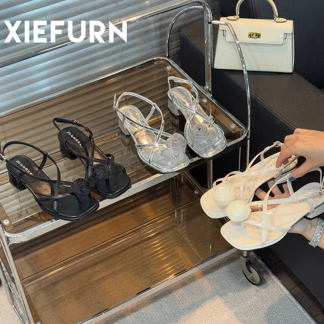 SHUANGSHIFU夏季山茶花仙女风套趾粗跟气质凉鞋2025新度假风细带