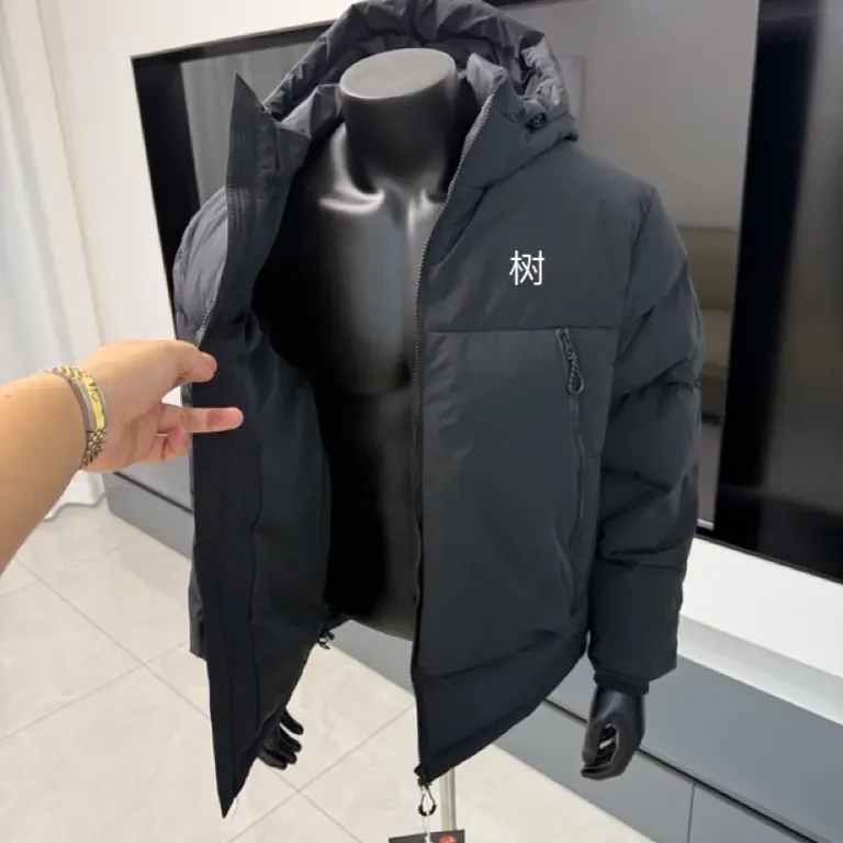 冬季男款国标级90白鸭绒保暖加厚户外防风防水羽绒服冲锋衣