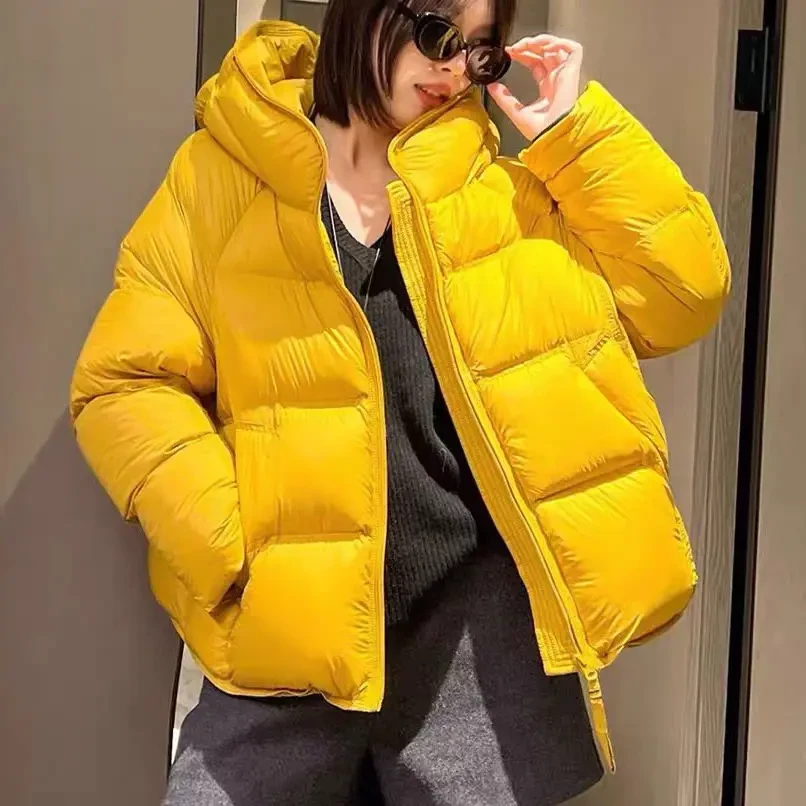 8536云朵泡芙白鸭绒羽绒服冬季连帽短款加厚保暖宽松时尚外套女