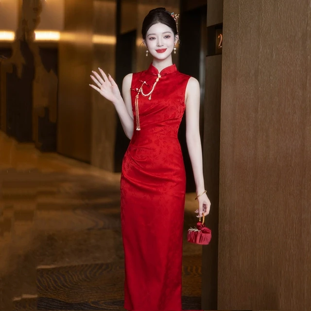 新中式晨袍敬酒服新娘结婚旗袍高级感酒红色订婚礼服连衣裙回门女