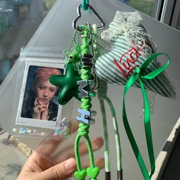 侯明昊应援字母包挂爱心款五角星款猕猴桃款式